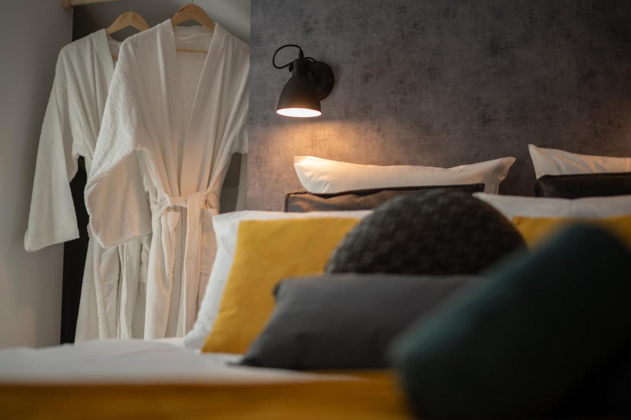 Appart-Hotel De Standing Avec Jacuzzi Privatisable En Option Perigueux Luaran gambar