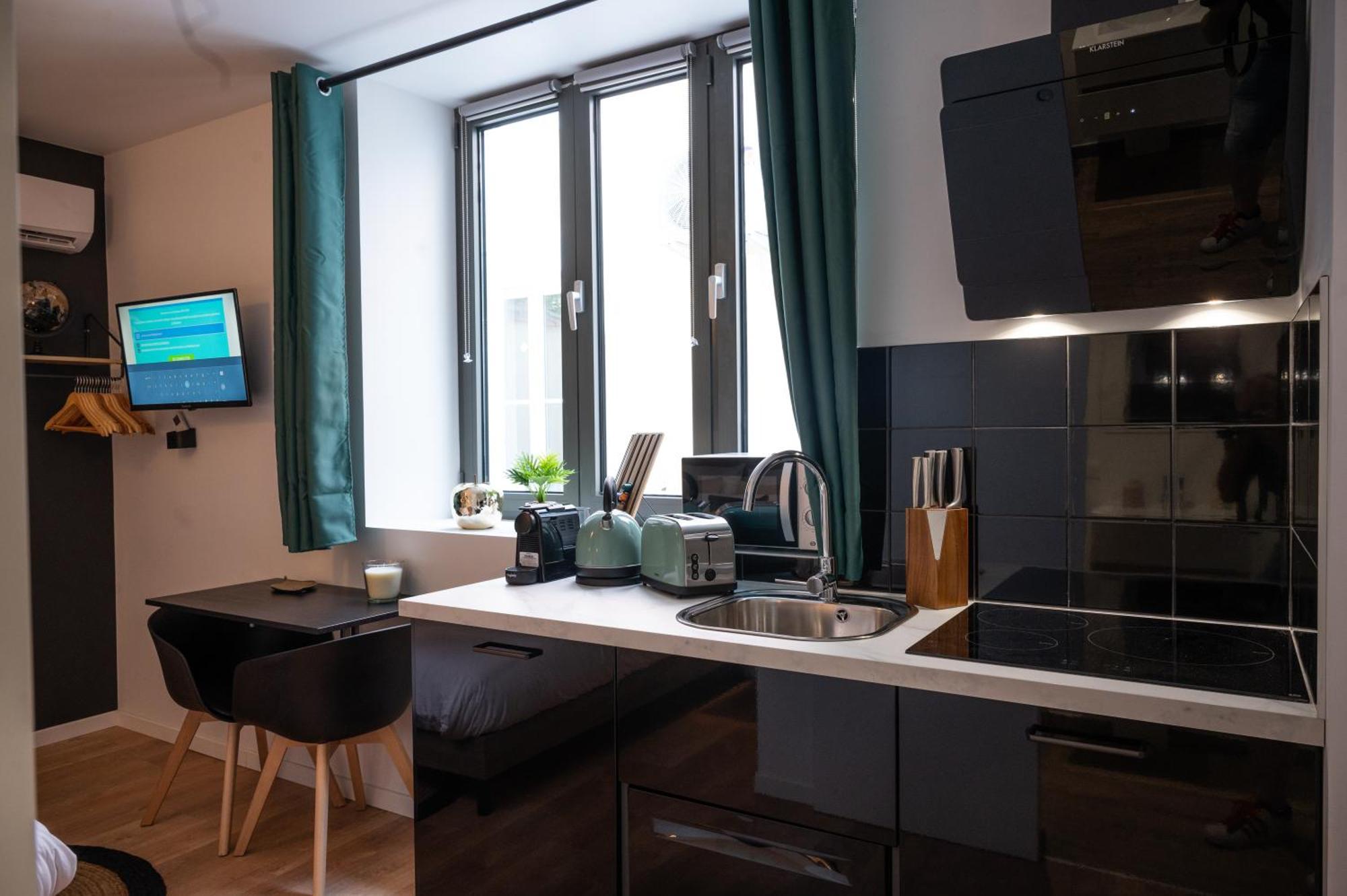 Appart-Hotel De Standing Avec Jacuzzi Privatisable En Option Perigueux Luaran gambar