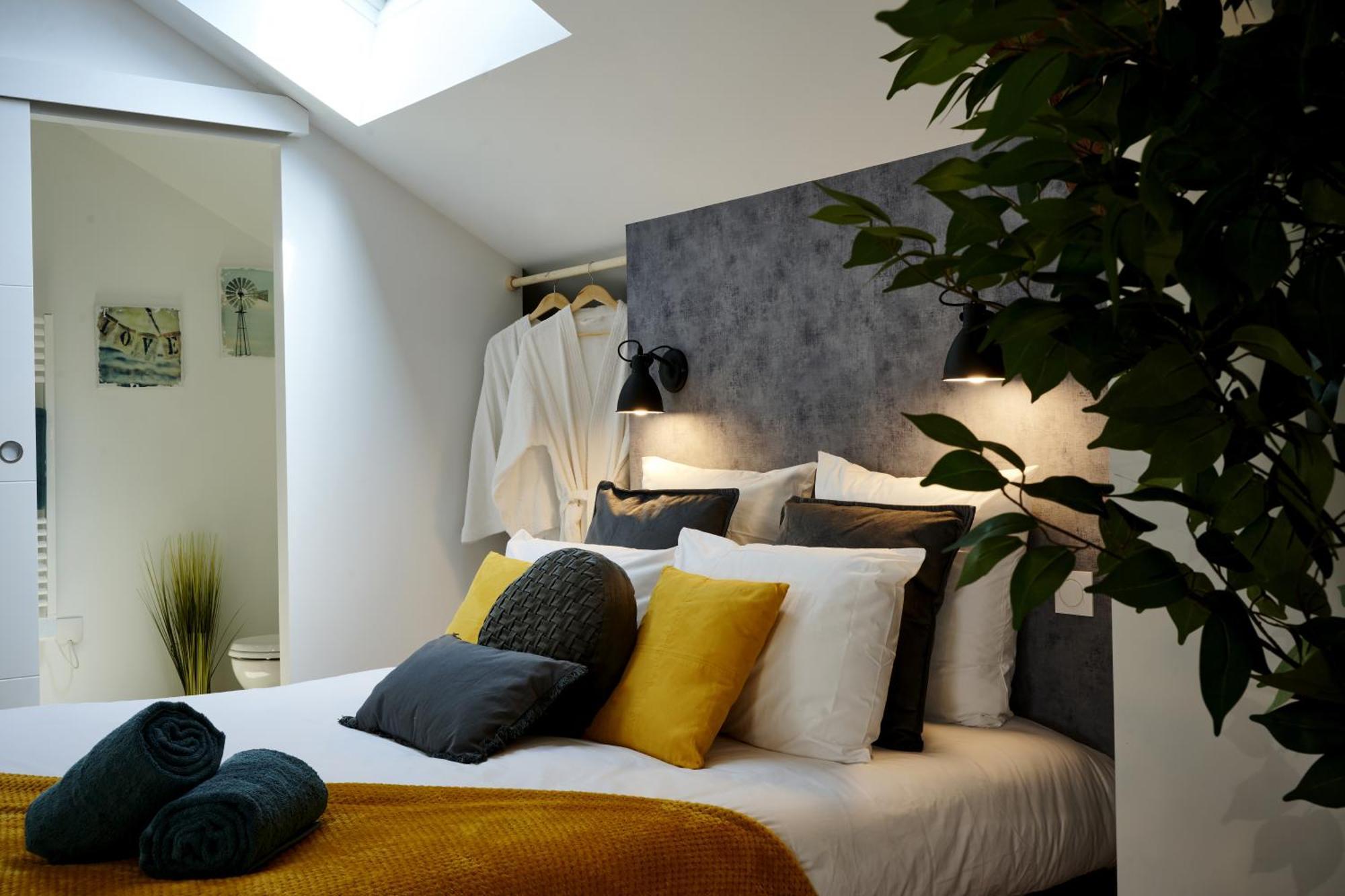 Appart-Hotel De Standing Avec Jacuzzi Privatisable En Option Perigueux Luaran gambar
